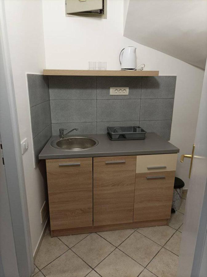 Katera Appartement Belgrado Buitenkant foto