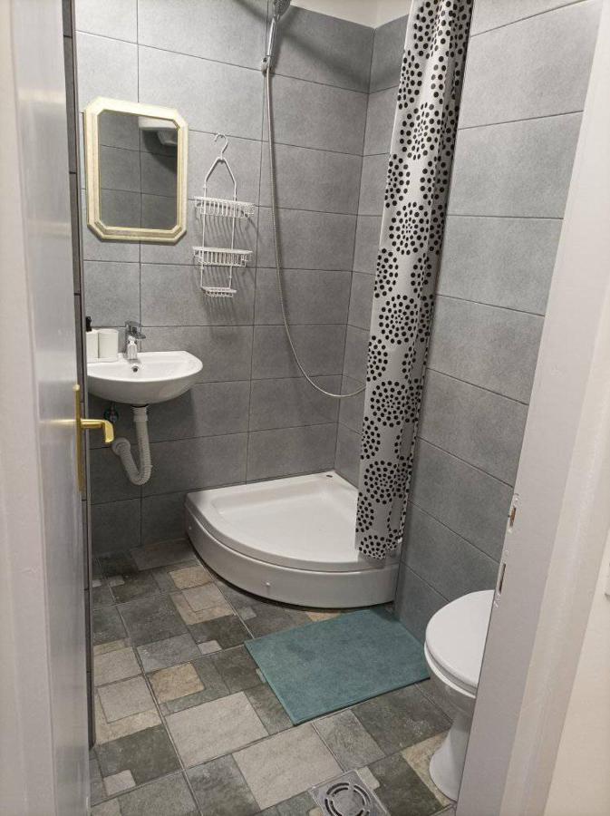Katera Appartement Belgrado Buitenkant foto